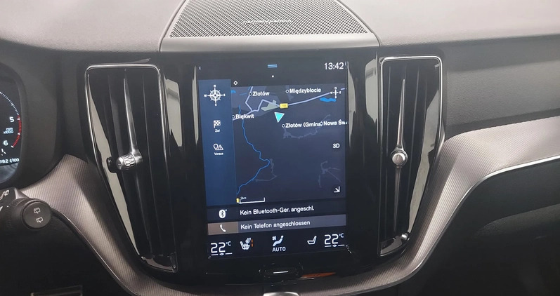 Volvo XC 60 cena 157000 przebieg: 107456, rok produkcji 2022 z Rydułtowy małe 596